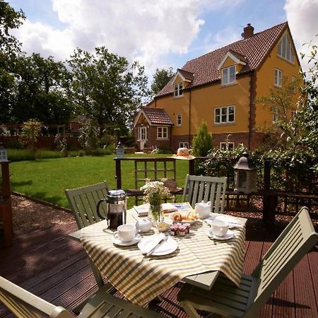 East Harling Sunset House Bed And Breakfast المظهر الخارجي الصورة
