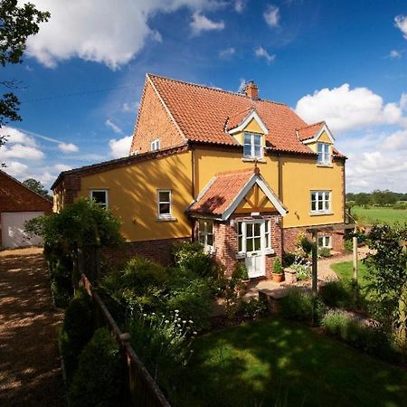 East Harling Sunset House Bed And Breakfast المظهر الخارجي الصورة